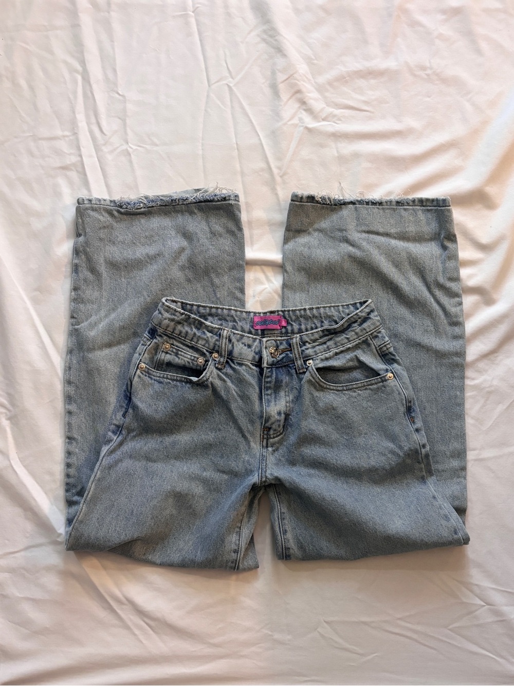 Edikted Raelynn Mid Rise Wide Light Wash Women’s Jeans